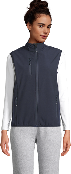 Tisak na Sol's Ženskom Prsluku od Održivih Materijala